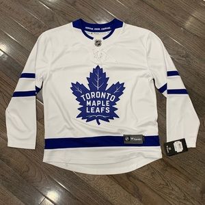 Fanatics Toronto Maple Leafs small - BNWT